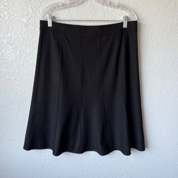 Eileen Fisher A-line stretchy exposed seams pull-on skirt - Picture 2 of 9